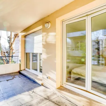 Comme Chez Vous Appartement 2 Chambres Nanterre Exterior photo